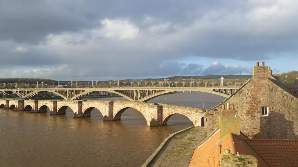 The Walls B&B Berwick Upon Tweed Bagian luar foto